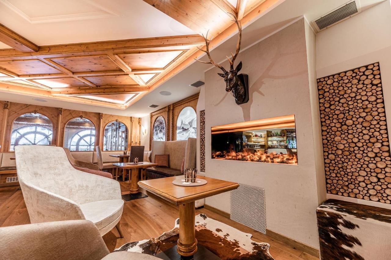 Tevini Dolomites Charming Hotel Commezzadura Eksteriør bilde