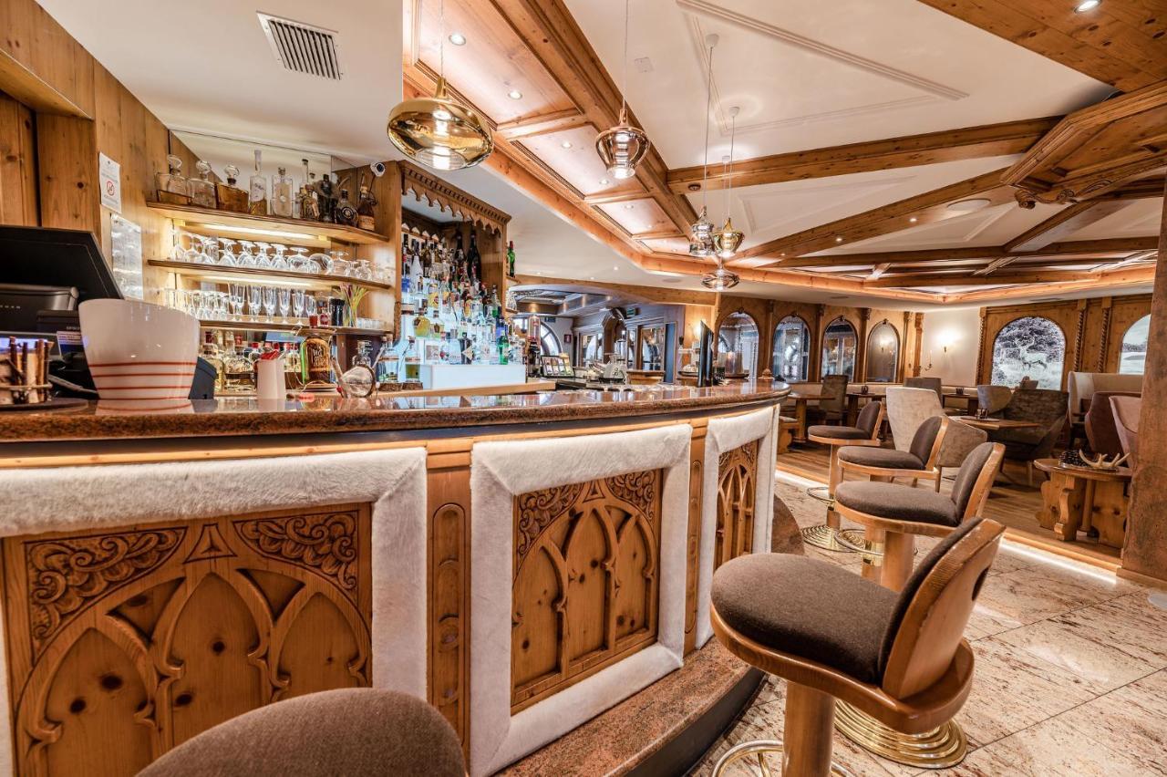Tevini Dolomites Charming Hotel Commezzadura Eksteriør bilde