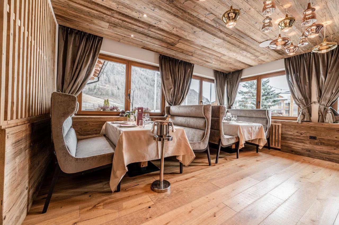 Tevini Dolomites Charming Hotel Commezzadura Eksteriør bilde