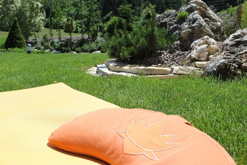 Tevini Dolomites Charming Hotel Commezzadura Eksteriør bilde