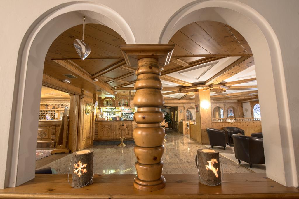 Tevini Dolomites Charming Hotel Commezzadura Fasiliteter bilde